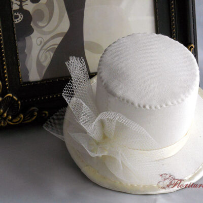 Hochzeitsh&uuml;tchen schlicht off-white